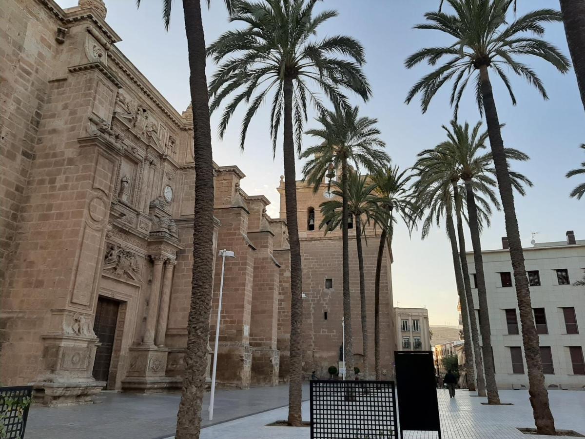 Vivienda Bendicho- Catedral Apartment Almería Exterior foto